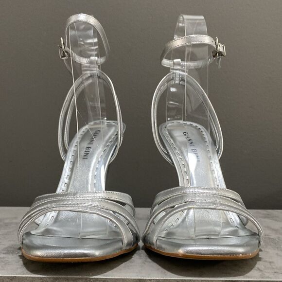 NWT Gianni Bini Metallic Silver Heels size 8 - Picture 6 of 16